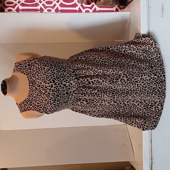 Apt 9 cheetah print midi dress size large - Picture 2 of 8